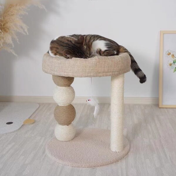 Basic Double-Layer Cat Tree with Four Balls