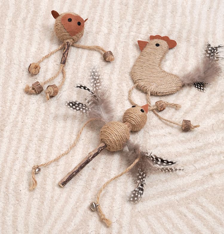 Silvervine Chew Stick and Catnip Ball for Cats Silvervine Chew Stick and Catnip Ball for Cats