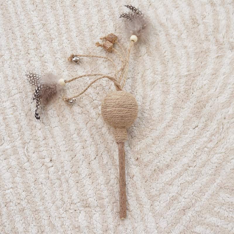 silvervine chew stick and catnip ball for cats silvervine chew stick and catnip ball for cats