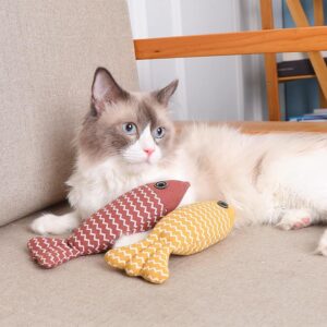 Three-Color Fish Series Burlap Catnip Chew & Interactive Cat Toy
